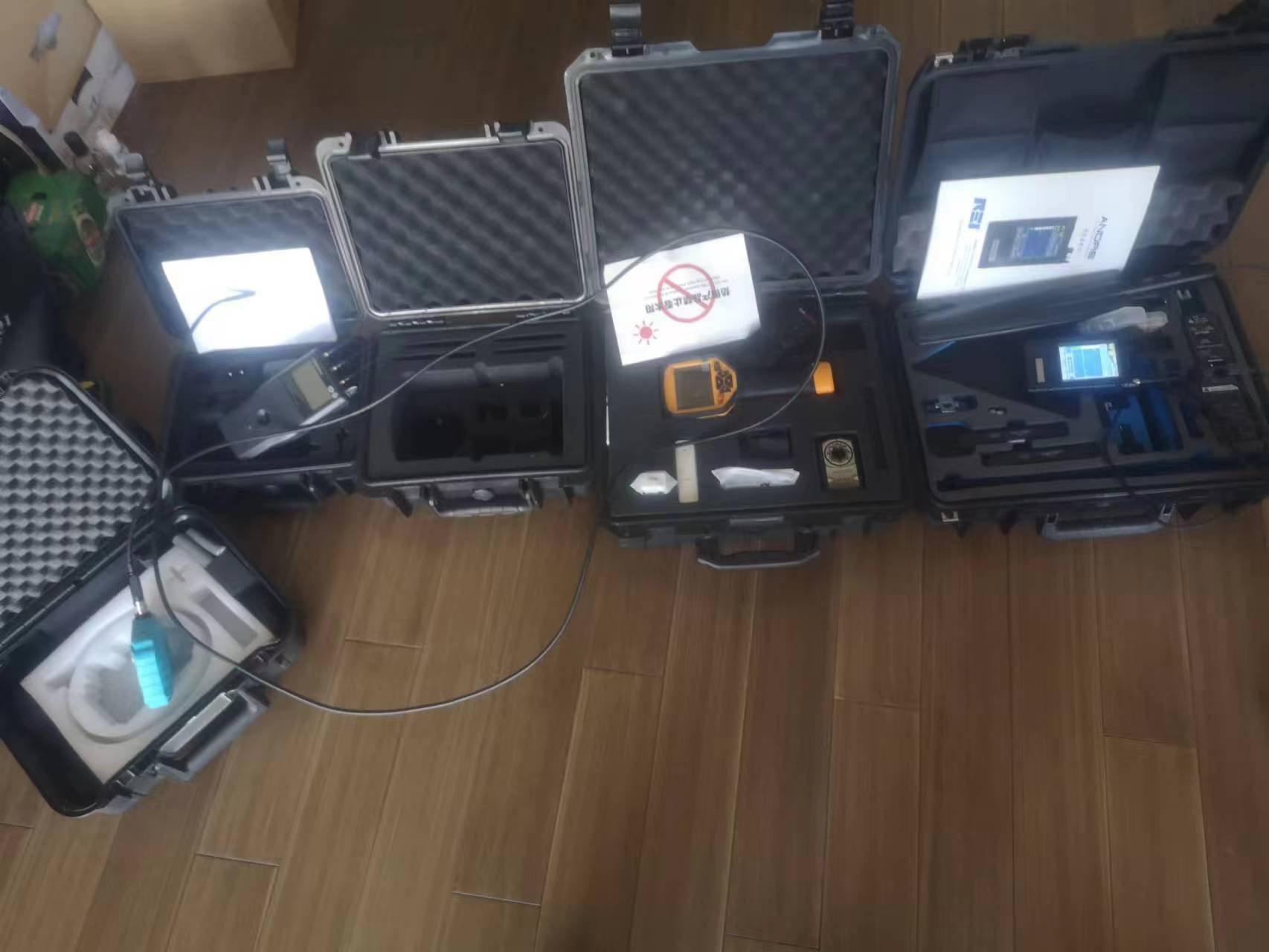 反窃听检测：必备设备和常见技术